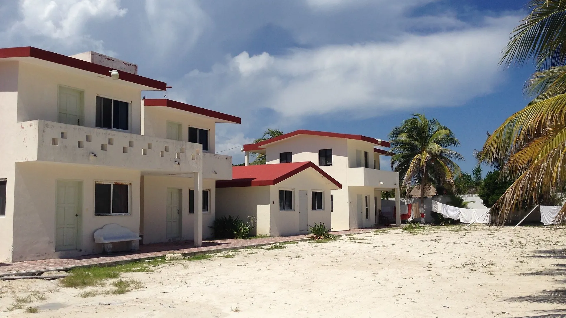 Hotel Dos Naciones Puerto Morelos 2*,